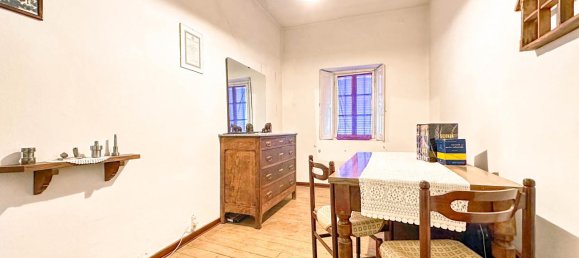 5-Zimmer Haus in Borgosesia, Italy, Nr. 237798 11