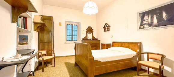 5-Zimmer Haus in Borgosesia, Italy, Nr. 237798 42