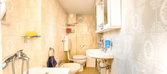 5-Zimmer Haus in Borgosesia, Italy, Nr. 237798 43