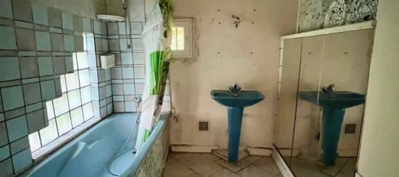 1 bedroom House in Neuilly-Plaisance, France No. 170473 8