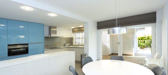 6 bedrooms Villa in Albir, Spain No. 7549 5