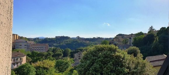 2 rooms Apartment in Siena, Italy No. 290080 4