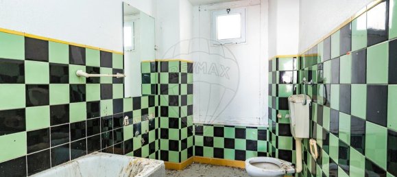 585m² Building in Evora, Portugal No. 131899 6