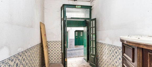 585m² Building in Evora, Portugal No. 131899 24