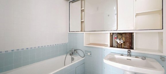 2 bedrooms Apartment in Paris, France No. 318260 7