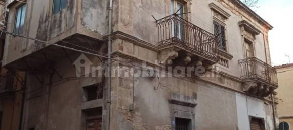 6 bedrooms Villa in Pachino, Italy No. 59443 3