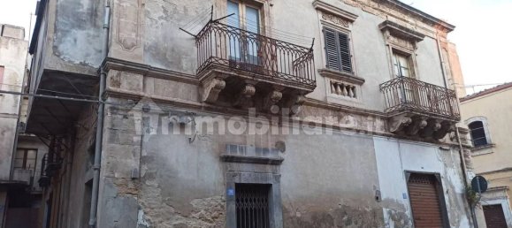 6 bedrooms Villa in Pachino, Italy No. 59443 2