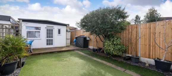 3 bedrooms Commercial property in Surbiton, United Kingdom No. 9953 4