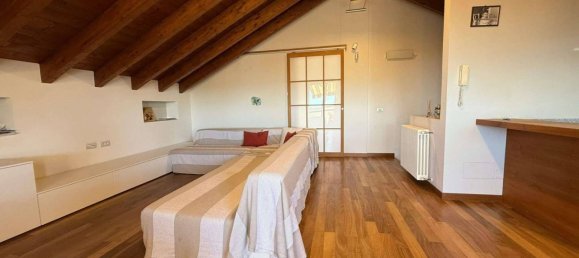 Ático de 2 dormitorios en Como, Italy No. 327288 23