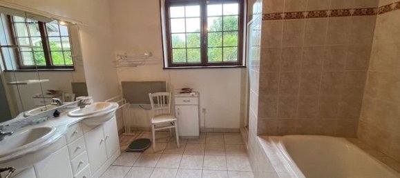 5 bedrooms House in Eure, France No. 356077 10