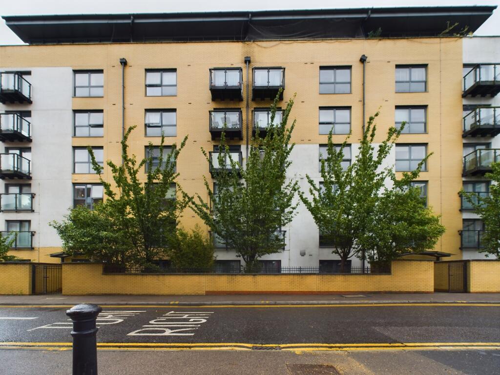 2 chambres Appartement à Watford, United Kingdom No. 6127