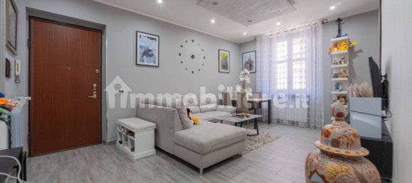 2 bedrooms Apartment in Asti, Italy No. 289894 5