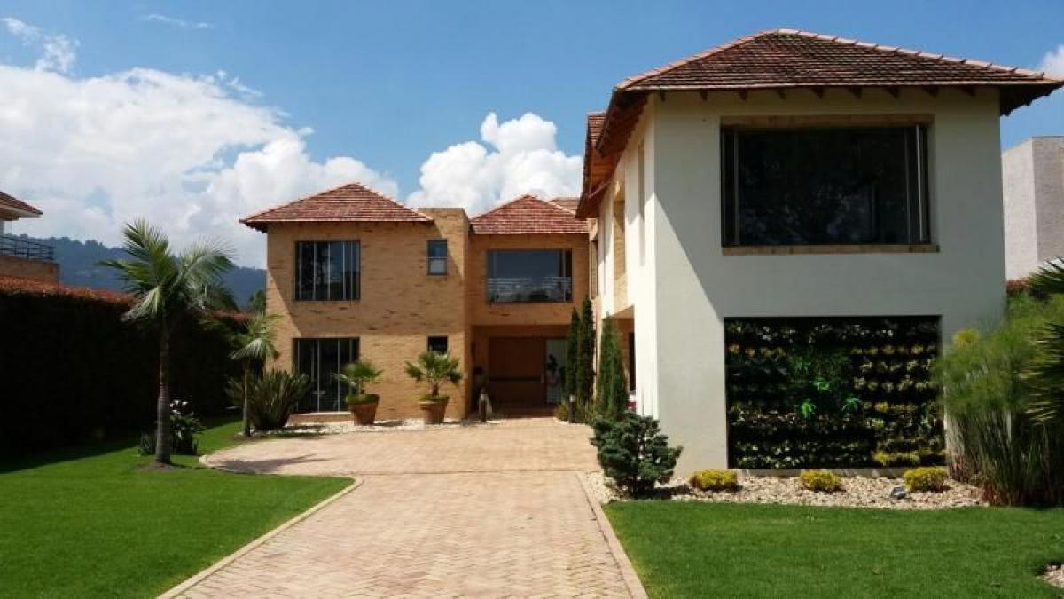 5 bedrooms House in Cundinamarca, Colombia No. 9004