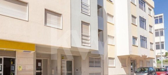 187m² Commercial property in Amadora, Portugal No. 87678 2