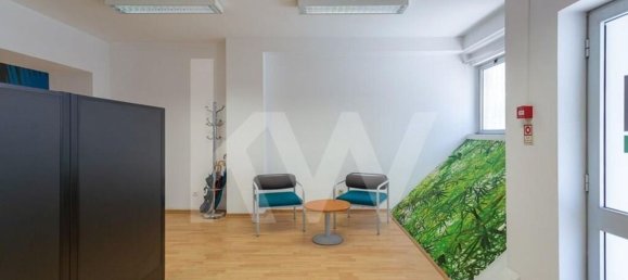 187m² Commercial property in Amadora, Portugal No. 87678 19