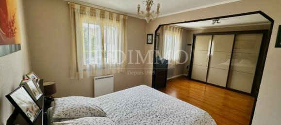 4 bedrooms House in Ormesson-sur-Marne, France No. 180671 6