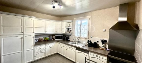 4 bedrooms House in Ormesson-sur-Marne, France No. 180671 9