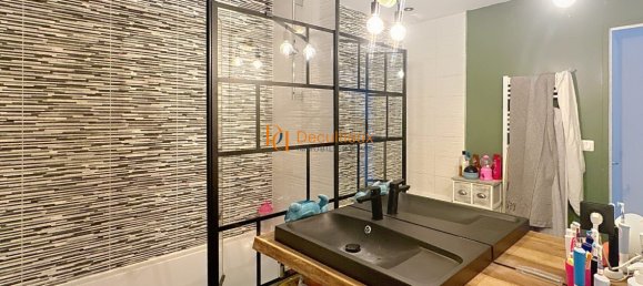 Villa de 4 dormitorios en Toussieux, France No. 245001 8