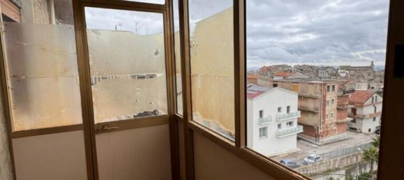 3 Schlafzimmer Penthouse in Mussomeli, Italy, Nr. 53030 28