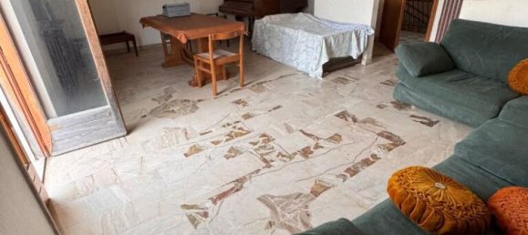 3 Schlafzimmer Penthouse in Mussomeli, Italy, Nr. 53030 5