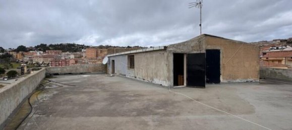 3 Schlafzimmer Penthouse in Mussomeli, Italy, Nr. 53030 29