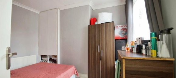 3 غرف نوم منزل في Enfield, United Kingdom رقم 11504 13