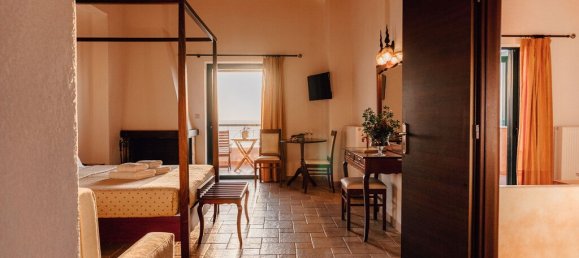 2500m² Townhouse in Avlonas, Greece No. 6008 10