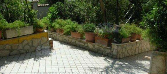 Casa de 3 divisões em Ardea, Italy N.º 192274 24