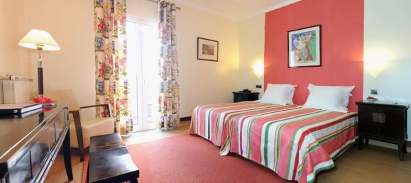 10 Schlafzimmer Schlösser in Madeira, Portugal, Nr. 261385 15