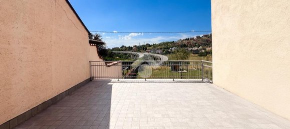 3 Schlafzimmer Wohnung in L'Aquila, Italy, Nr. 318061 12