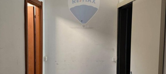 2-Zimmer Gewerbliche Immobilie in Ciampino, Italy, Nr. 311664 7