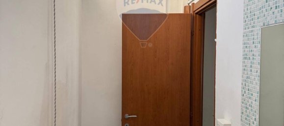 2-Zimmer Gewerbliche Immobilie in Ciampino, Italy, Nr. 311664 9