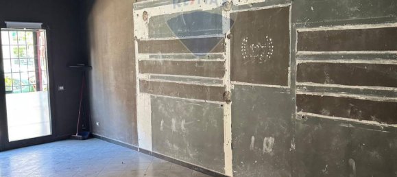 2-Zimmer Gewerbliche Immobilie in Ciampino, Italy, Nr. 311664 3