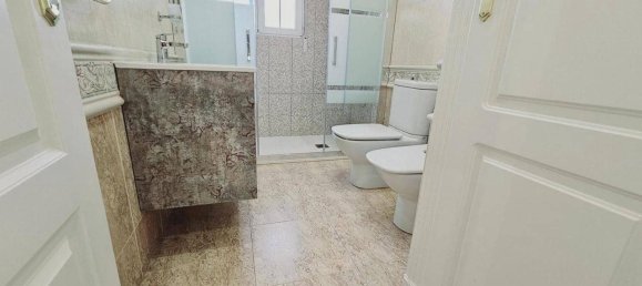 5 chambres Maison à Torrevieja, Spain No. 183638 32