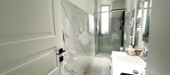 3 rooms Apartment in Turin, Italy No. 164204 18