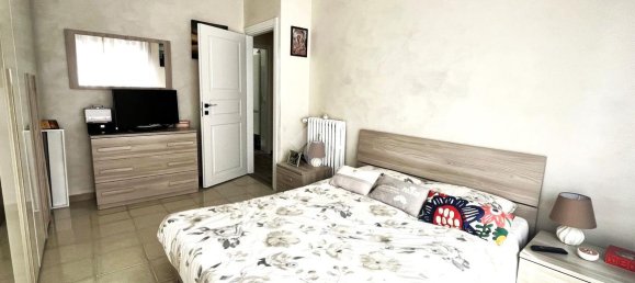 3 rooms Apartment in Turin, Italy No. 164204 11