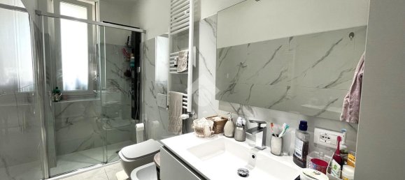 3 rooms Apartment in Turin, Italy No. 164204 20