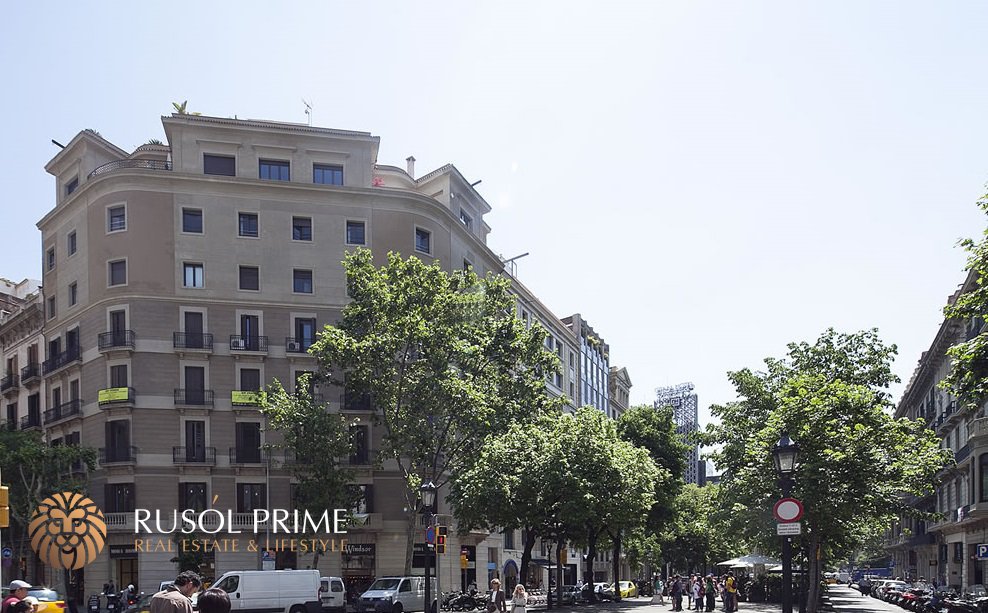 Gewerbliche Immobilie in Barcelona, Spain 200m², Nr. 10