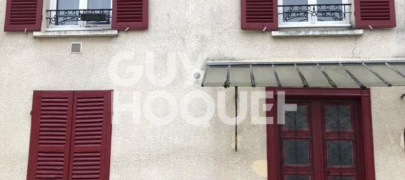 150m² Building in Tournan-en-Brie, France No. 180700 3