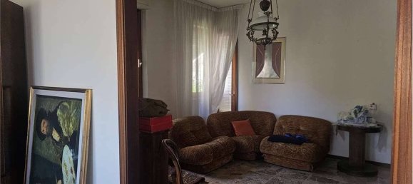4 bedrooms Apartment in Urbino, Italy No. 344632 15