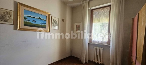 4 bedrooms Apartment in Urbino, Italy No. 344632 3