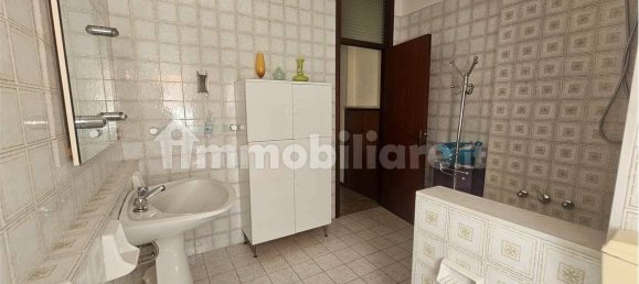 4 bedrooms Apartment in Urbino, Italy No. 344632 5