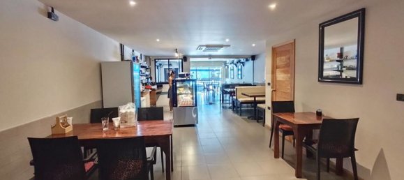 Коммерческая недвижимость 464м² в Чонбури, Таиланд № 77838 3