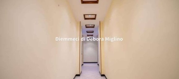 2 bedrooms Apartment in Genoa, Italy No. 354031 18