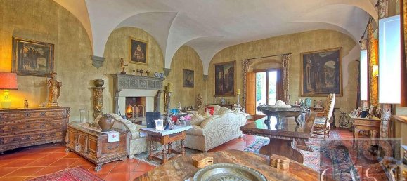 5 bedrooms Villa in Florence, Italy No. 317 6