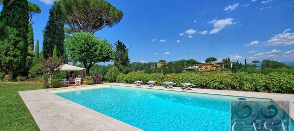 5 bedrooms Villa in Florence, Italy No. 317 4