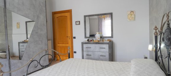 6غرفة فيلا في Parete, Italy رقم 231277 15