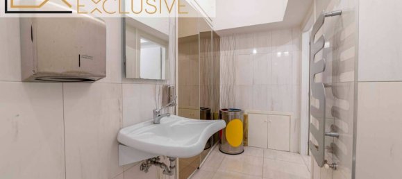 3 bedrooms Apartment in Rome, Italy No. 388830 28