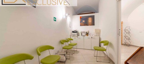 3 bedrooms Apartment in Rome, Italy No. 388830 25