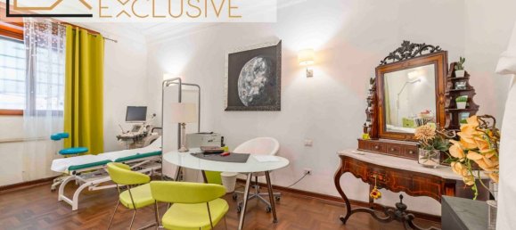 3 bedrooms Apartment in Rome, Italy No. 388830 20
